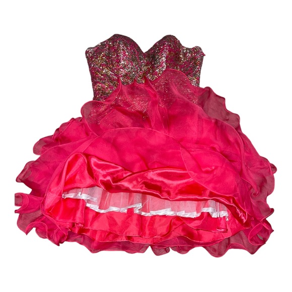 Sherri Hill Fuchsia Sequinned Bodice Ruffle Mini Dress Size 2 - Picture 8 of 9